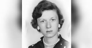 Frances Duckett's Instagram, Twitter & Facebook