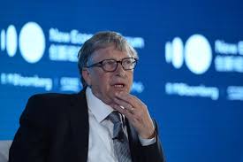 Bill gates), урождённый уильям генри гейтс (англ. Bill Gates S Coronavirus Fight Explained Vox