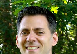 Resume: A newsmaker you should know