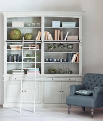 Selbstgemachte lampenschirme unsichtbares bücherregal bücherregal selber bauen leiter bücherregal kreative bücherregale kreative erfindungen kreative bücherregale selber bauen. Klassische Bucherregale Ein Uberblick Living At Home