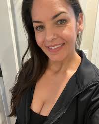 Get ready to spin your Reels to new heights with Instagram's experimental  'Spins' feature, a game-changing addition to the platform's creative  toolkit. Explore the potential of 'Spins' to transform your Reels into