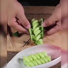 The Child Said It Was Good To Eat Fruits And Vegetables Video Indian Food Recipes Vegetarian Vegetables Food Carving