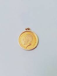 تعليقه ذهب عيار 21 تعليقه نصف جنيه ذهب عيار21 وزن 4 جرام مع إطار عيار18 وزن 2 25جرام Jewelry Jewelrymaking Love Wome Gold Coins Jewelry Making Jewelery