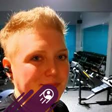 Jetzt bin ich mir relativ sicher, dass es wirklich heute ist. Um 18 Uhr im  ZDF: Soko Stuttgart. Mit Tim Wilde und auch mir in einer interessanten  Rolle. Ich bin gespannt auf