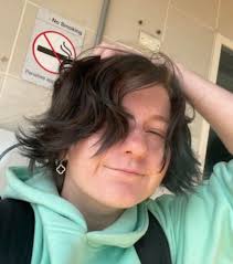 Private room with private bathroom in Prahran ********  *******FURNISHED********* $420 with bills Included! 2 bedroom house. 6/7  weeks rentCan include garage spot too! ***FURNISHED***The apartment  features a genuinely large open-plan living and