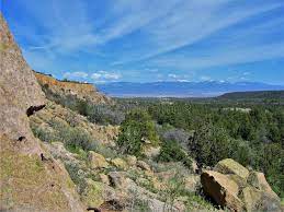 Pajarito Plateau The New Mexico Town Of Los Alamos Is Situated On The Pajarito Sponsored Ad Affiliate Plateau Alamos Situa Butte Mexico New Mexico