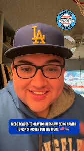 Sammy Sosa's legendary home run trot after 9/11, carrying the American  flag. More than a homer, it was a moment of unity and pride. #SammySosa  #MLBHistory #LegendaryMoment #9/11Tribute #HomeRunTrot #BaseballHistory  #IconicMoments #AmericanFlag #