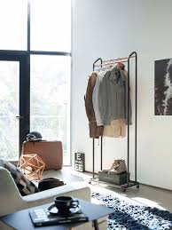 リビングに1台。コートハンガー。 | 山崎実業コラム