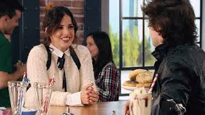 Her birthday, what she did before fame, her family life, fun trivia facts, popularity rankings, and more. Gaston Vietto And Candelaria Molfese In Soy Luna 2016 Disney Films Actresses Film