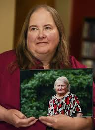 Aimee Stephens: Waged landmark legal fight for transgender employees