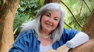 Markethill woman hoping to share her journey of light after darkness