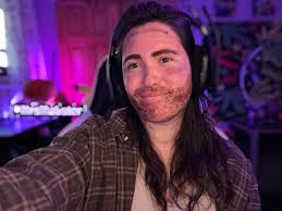 Live streaming Dead by Daylight