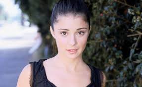 Shiri Appleby Body Measurements, Height, Weight, Bra Size, Shoe Size