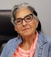 Janet Cameron's Instagram, Twitter & Facebook