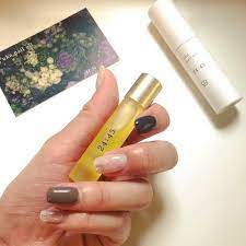 ポーチに常備 さっとつけてフワッと香る ロールオン香水 ９選 香水 ロールオン アロマ 香水