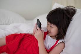 Untuk kamu yang aktif berorganisasi, tentunya sudah tidak asing dengan istilah ini, khususnya anak. Dampak Positif Dan Negatif Smartphone Dalam Dunia Pendidikan Yayasan Bangun Kecerdasan Bangsa