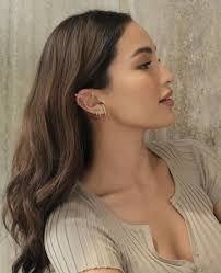 Der discountshop für coole piercings und angesagten schmuck. Sarah Lahbati Instagram