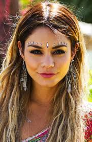 Thank you so much to seatgeek for sponsoring today's video and sending my best friends & me to coachella! The 10 Most Interesting Coachella Beauty Looks Festival Makeup Coachella Festival Makeup Rave Festival Makeup Glitter