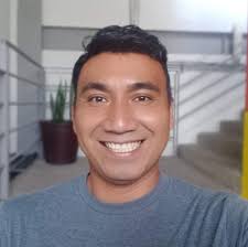 Irving Thomas Oficial