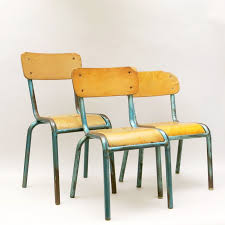France French School Chair Mullca 510 Circa 1950 Der Mullca Stuhl War Der Typische Stuhl Der In Frankreich An Allen Sc Stuhle Frankreich Wohnung