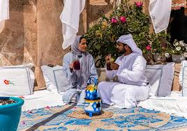 The waxy pure white flowers are known for their sweet, exceptionally exotic fragrance. Arabian Tea House Dubai De