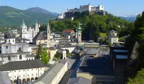 Salzburg is a city in austria, near the border with germany's bavaria state, with a population of 157,000. What To See And Do In Salzburg Austria And How Many Days To Spend
