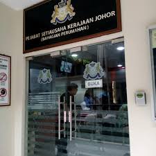 Swadaya aniq zafran bin roslan: Fotos Bei Pejabat Setiausaha Kerajaan Negeri Johor Bahagian Perumahan 584 Besucher