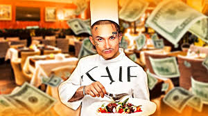 Самое дешевое блюдо — яичница за 250 рублей из меню. Morgenshtern Otkryl Restoran Kajf Youtube