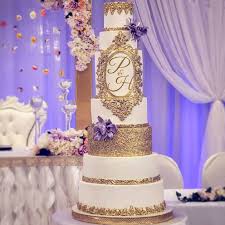 This fun cake was made for an important accountant in a client's office. 20 Wedding Cake Trends We Love Elegantwedding Ca