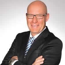 The firm earned $34.20 billion during the quarter, compared to analysts' expectations of $33.12 billion. Thomas Storck Leiter Vertrieb Honda Bank Gmbh Xing