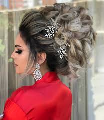 Pin By Erika Martinez On Hair Styles Easy Hairstyles For Long Hair Formal Hairstyles For Long Hair Up Hairstyles