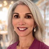 Michelle Alt's Instagram, Twitter & Facebook