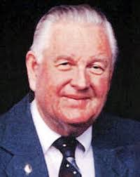 Kenneth Winder's Instagram, Twitter & Facebook