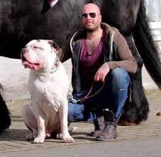 New hampshire pitbull hulk just may be the biggest pitbull in the world. Riesige Pitbulls Mein Hector Ist Noch Grosser Als Hulk Welt