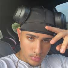 Jonathan Serrano (@jonathan.serrano.7737) • Facebook