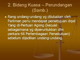 Perang dingin yang terjadi antara blok barat dan blok timur tak dimungkiri telah menyeret hampir seluruh negara di dunia untuk turut serta dalam pergolakan. Soalan 1 Bincangkan Fungsi Yang Dipertuan Agong Dalam
