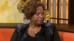 Howard Stern Sidekick Robin Quivers Reveals Cancer Battle