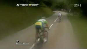 Peter sagan (31) stelde gisteren zijn puntentrui in de giro mathematisch veilig. Peter Sagan S Descending Skill On Make A Gif