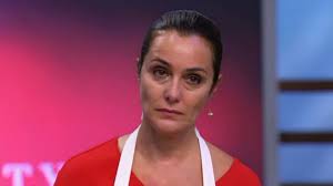 Roberta capua was born on 5 december, 1968 in naples, italy, is a television host, actress, ex discover roberta capua's biography, age, height, physical stats, dating/affairs, family and career. Roberta Capua Confessione Dolorosa E Un Sacrificio Necessario Lanostratv