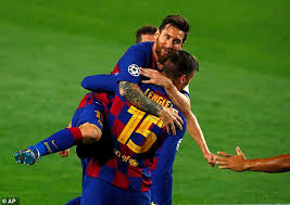 Un momento particolare per insigne che da quando è arrivato gattuso è tornato a fare il 'magnifico', un ruolo che con ancelotti si era appannato tra incomprensioni. Barcelona 3 1 Napoli 4 2 Agg Lionel Messi Guides His Side Into Champions League Quarter Finals Daily Mail Online