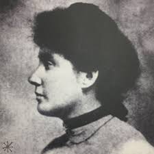 SSTUWA (@sstuwa) · Instagram 照片和视频