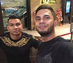 Bermula sebagai pelawak selepas mendapat tempat ketiga pertandingan lawak solo pada 2016, fikry ibrahim tak berpaling lagi dan mula menjadi pelakon serba boleh. Fikry Lawak Solo Trauma Peminat Lelaki Ajak Seks Mynewshub