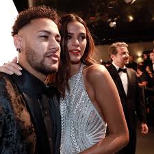 Find the perfect bruna marquezine stock photos and editorial news pictures from getty images. Neymar Wer Ist Seine Neue Freundin