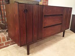 Our mid century warehouse stretches more than 16,000 square feet and houses an incredible variety of unique home goods. Mid Century Modern Vintage Walnut Credenza By Stanley Furniture Epoch