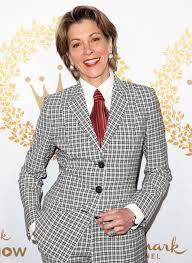 She was also physically active, playing a variety of sports, and after matriculation in 1969 enrolled at ohio wesleyan university in delaware, ohio, graduating with a bachelor of arts degree in 1972. Wendie Malick 25 Things You Don T Know About Me