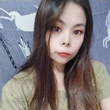 Where can I find the simple wooden fence DIY?