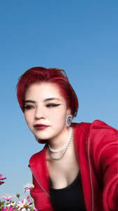 Hope Gamble's Instagram, Twitter & Facebook