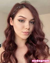 foxylauragirl Гола изтичане OnlyFans снимка 12 - Nudogram v2.1