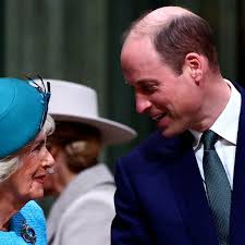 Queen and Prince William share laugh at Commonwealth Day service