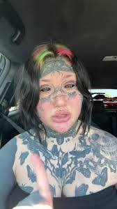 Kathy Newswander's Instagram, Twitter & Facebook